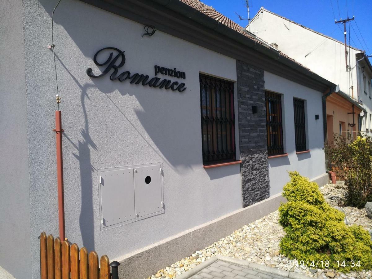 Penzion Romance Břeclav Εξωτερικό φωτογραφία